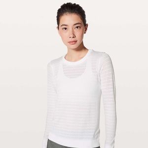 LULULEMON BREEZE BY LONG SLEEVE SIZE 6 WHITE